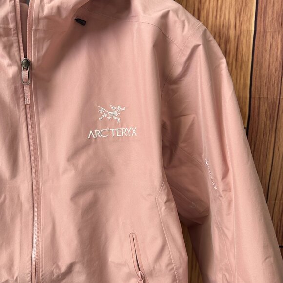 Arcteryx Beta Series Beta LT Hooded Hardshell Jacket, Sizes S, M, L - Picture 3 of 8
